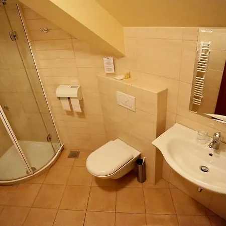 Casa de hóspedes Gostilna In Pri Lesniku Maribor