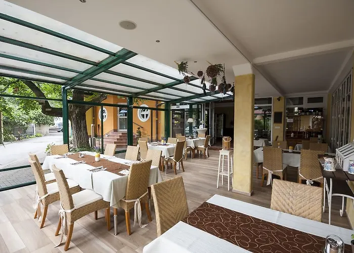 Hiša za goste Gostilna In Pri Lesniku 3*